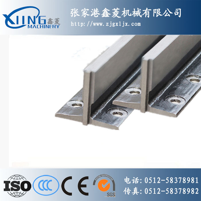 電梯軌道與支架的間距是多少？